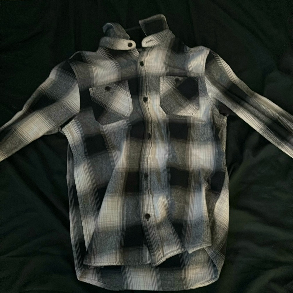 Button up long sleeve shirt